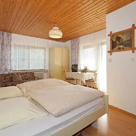 Wiesengrund 3*